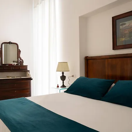 Chiaia Luxury Daire *