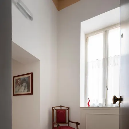 Chiaia Luxury