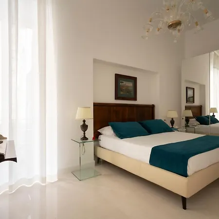 Chiaia Luxury * نابولي